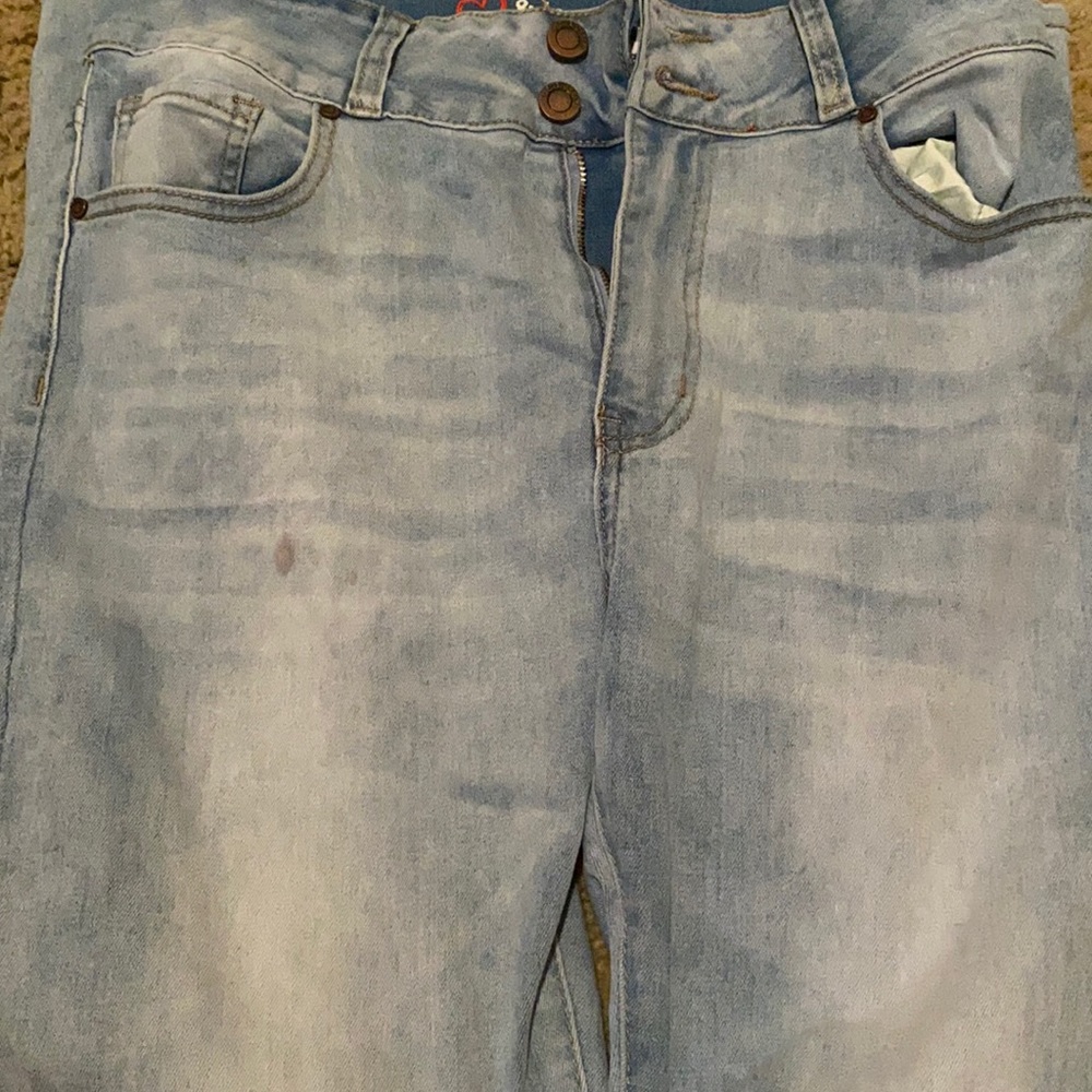 never worn light colored jeans